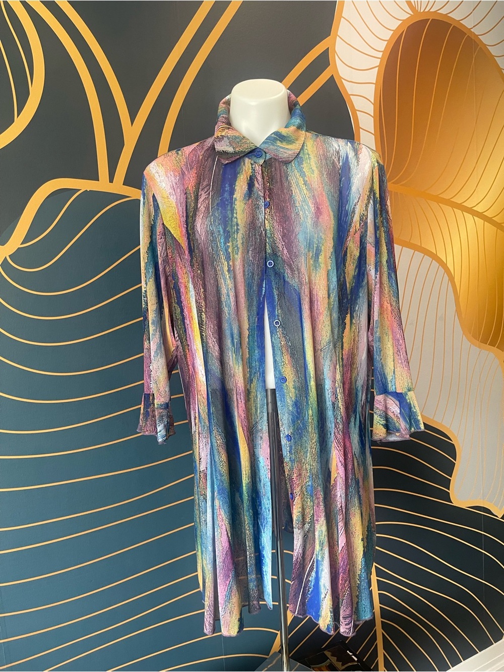 Abstract Multicolor Brushstroke Button-Front Blouse - Picture 4 of 6